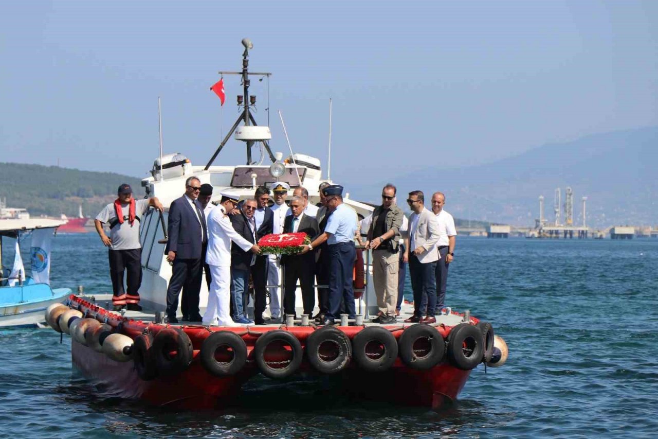 İzmir’de Kabotaj Bayramına coşkulu kutlama