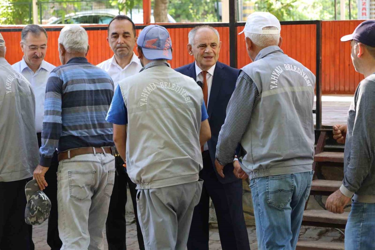 Yahyalı Belediyesi’nde bayramlaşma programı yapıldı