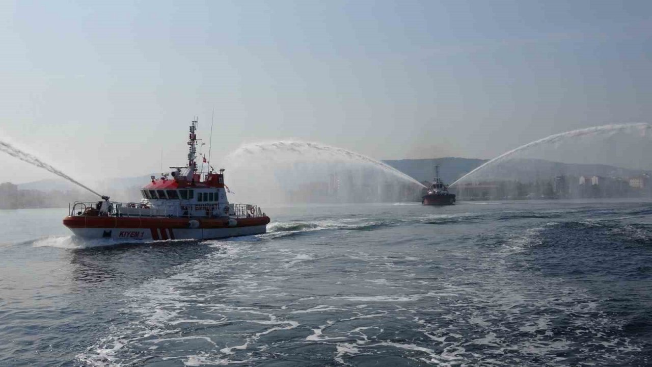 Çanakkale’de Kabotaj Bayramı kutlandı