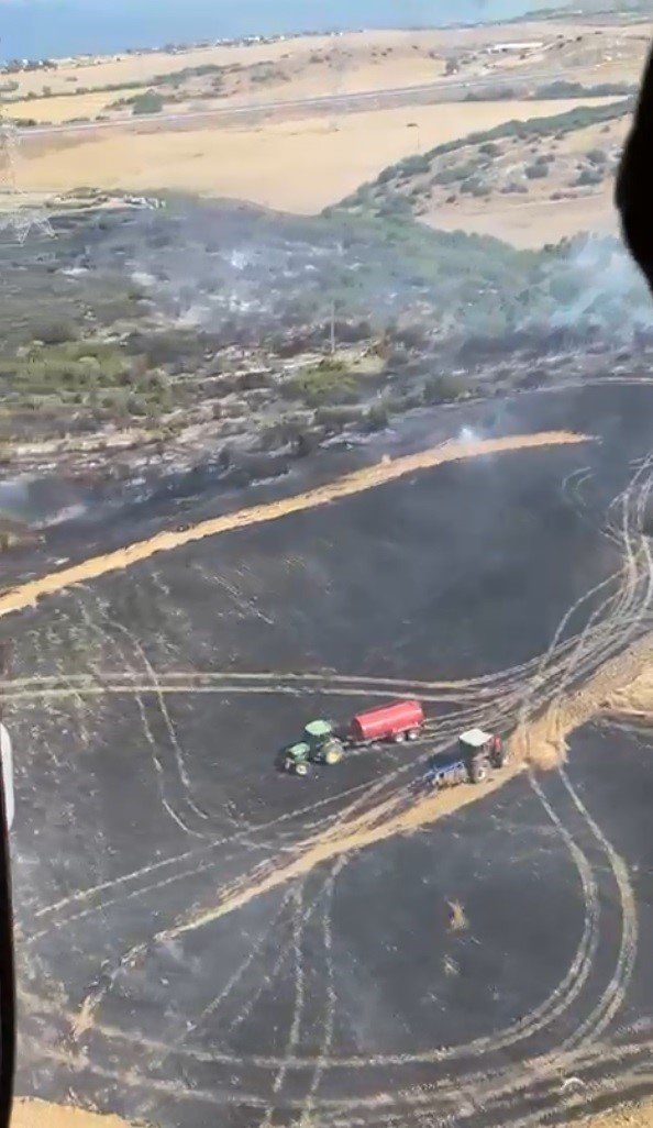 Gelibolu’da 1 hektar tarım arazisi yanarak kül oldu
