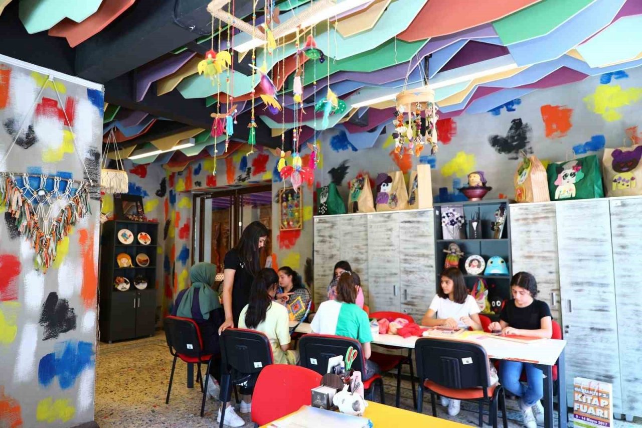 Çocuk Sanat Merkezi’ndeki yaz kurslarına yoğun ilgi
