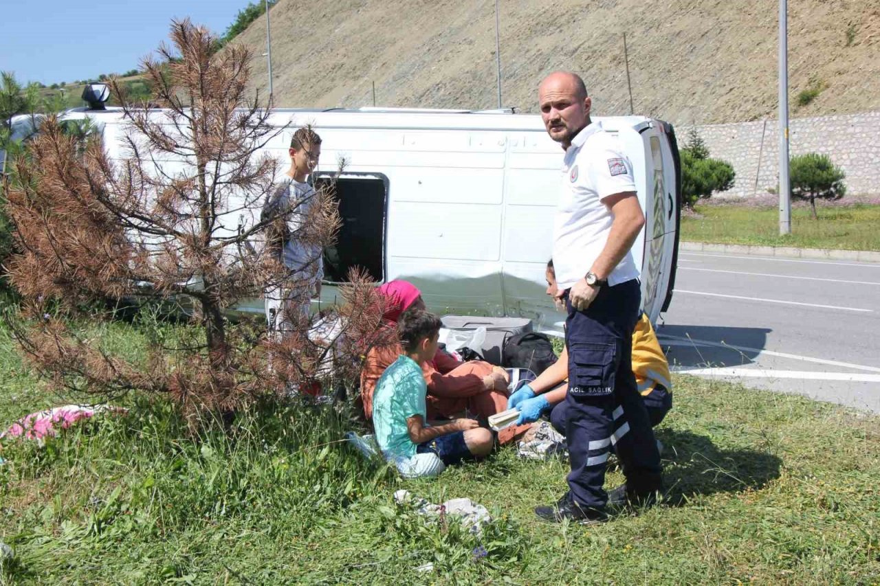Samsun’daki minibüs kazasında yaralı sayısı 9 oldu