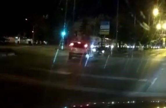 Yol kamerasına yansıyan kazada 1’i ağır 6 kişi yaralandı