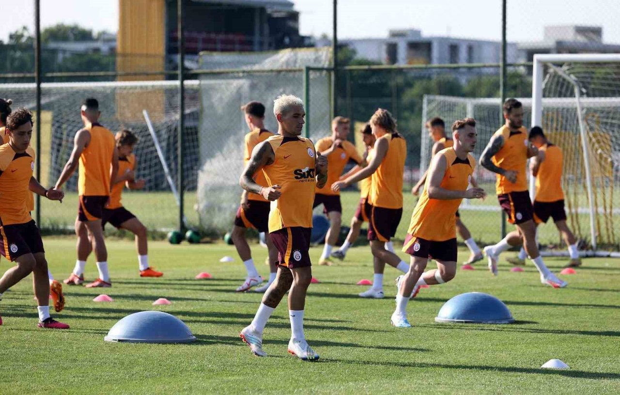 Galatasaray, yeni sezon hazırlıklarını sürdürdü