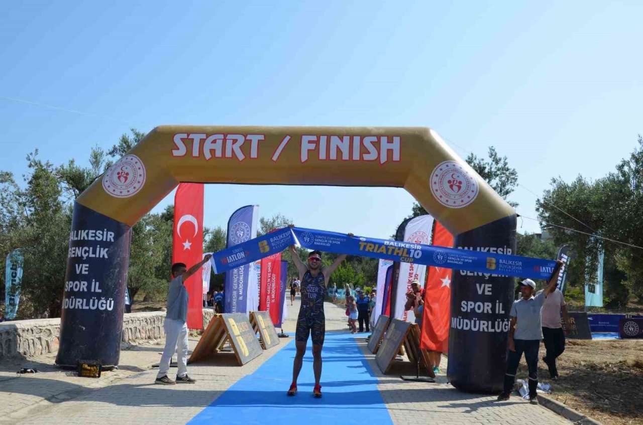 Gömeç TRIATHL10 CUP’a ev sahipliği yaptı