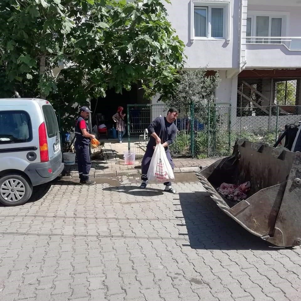 İzmit’te 300 ton kurban atığı bertaraf edildi