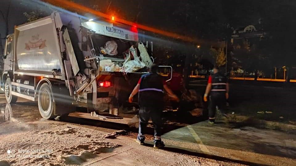 İzmit’te 300 ton kurban atığı bertaraf edildi