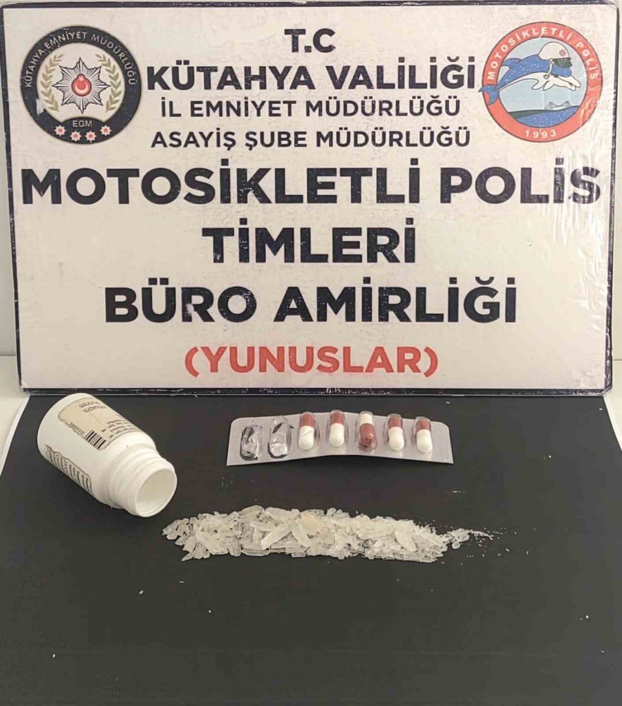 Durdurulan motosiklette uyuşturucu ele geçirildi