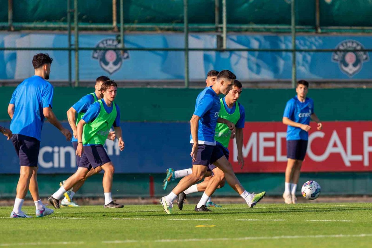 Kasımpaşa, sezonu açtı