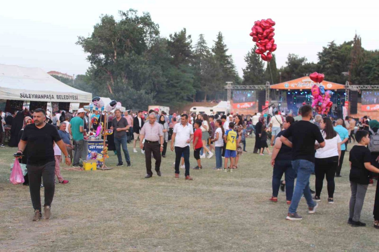 Tekirdağ’da "Geleneksel Karacakılavuz Keşkek Şenliği" sona erdi