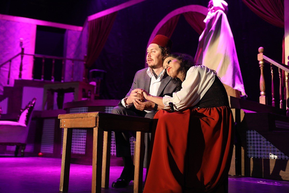 Akçaabat’ta 4. Açık Hava Tiyatro Günleri başladı