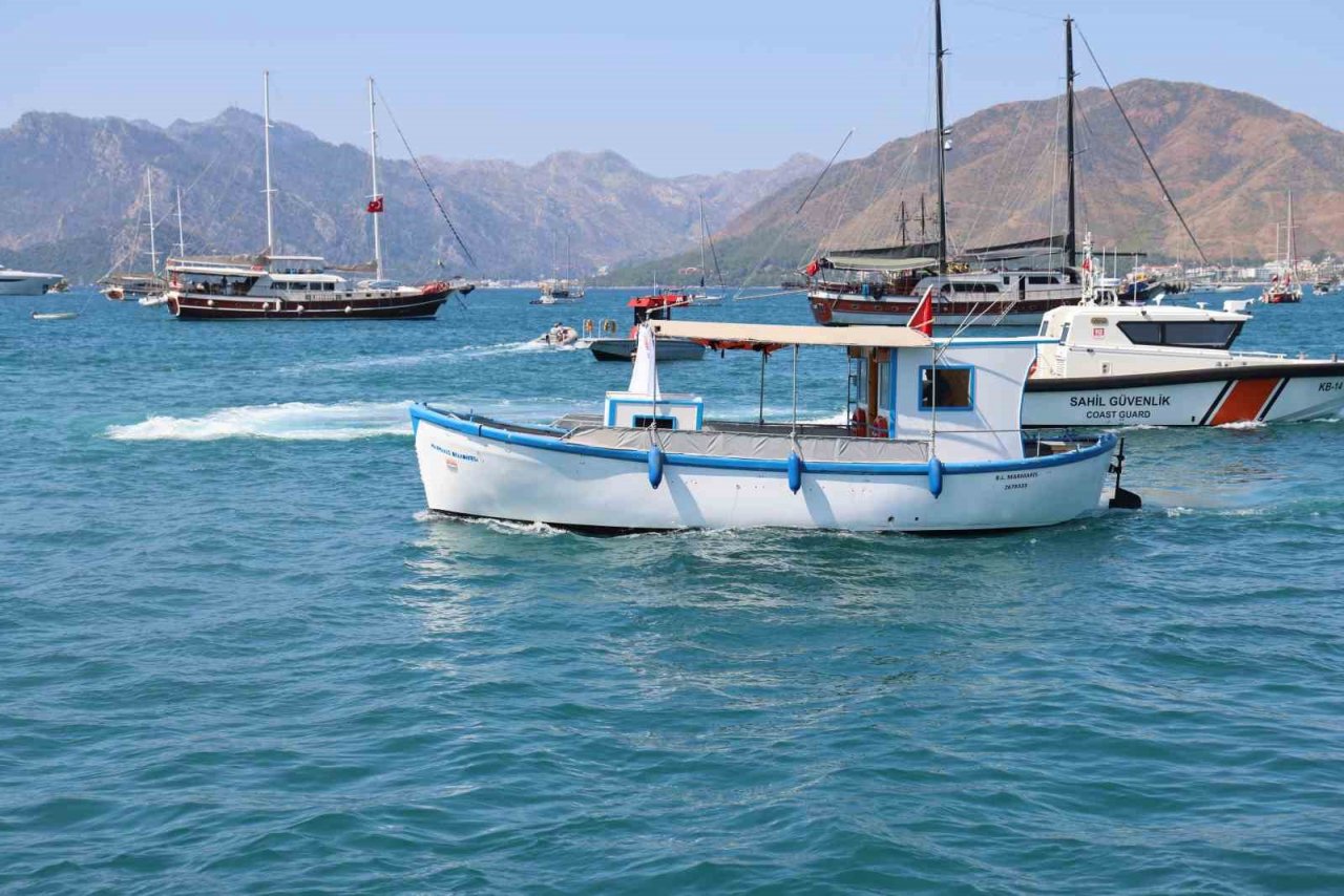 Atıl tekne, deniz temizliği için geri döndü