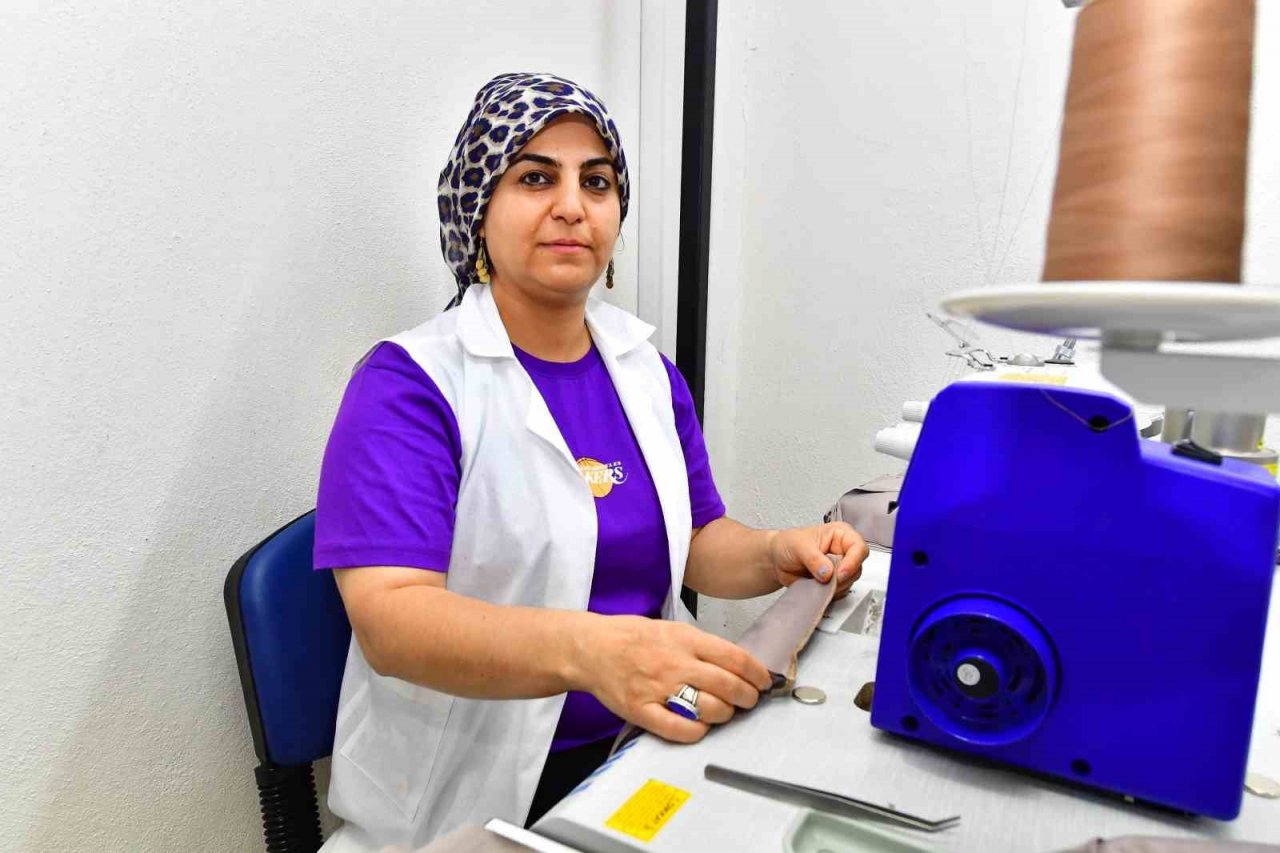 Altın İğne Projesi’yle kadınlar iş hayatına emin adım atıyor