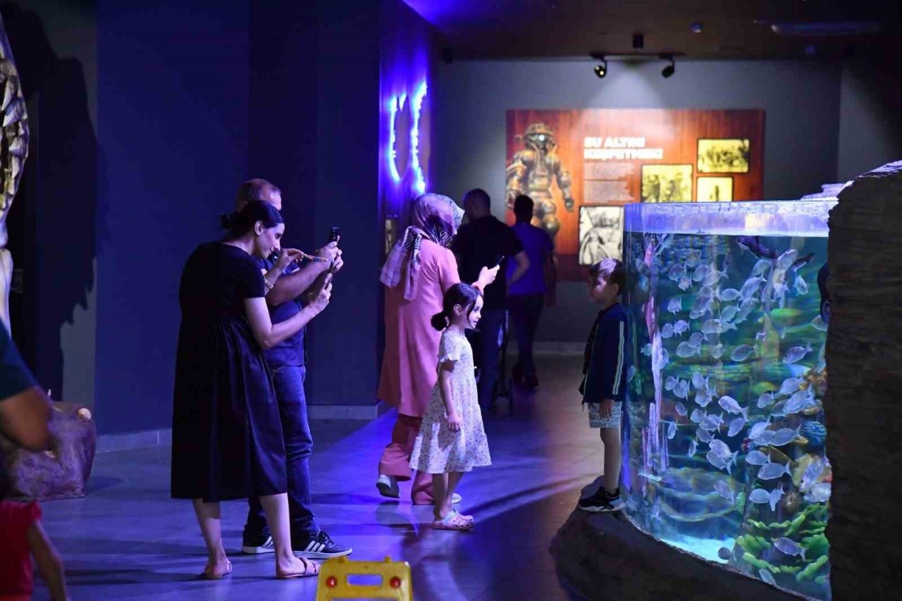 Trabzon Akvaryum dolup taşıyor