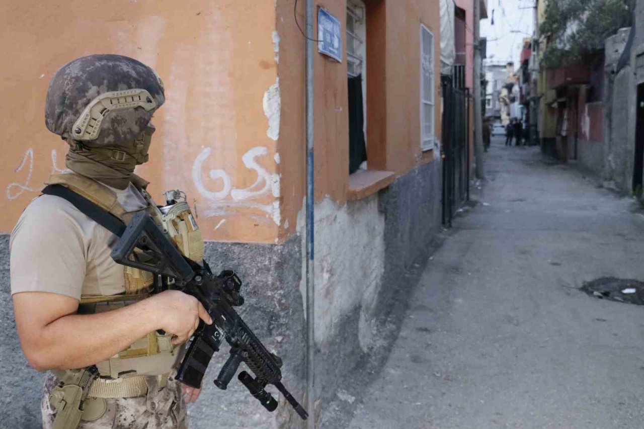 Adana’da DEAŞ operasyonu: Çok sayıda gözaltı var