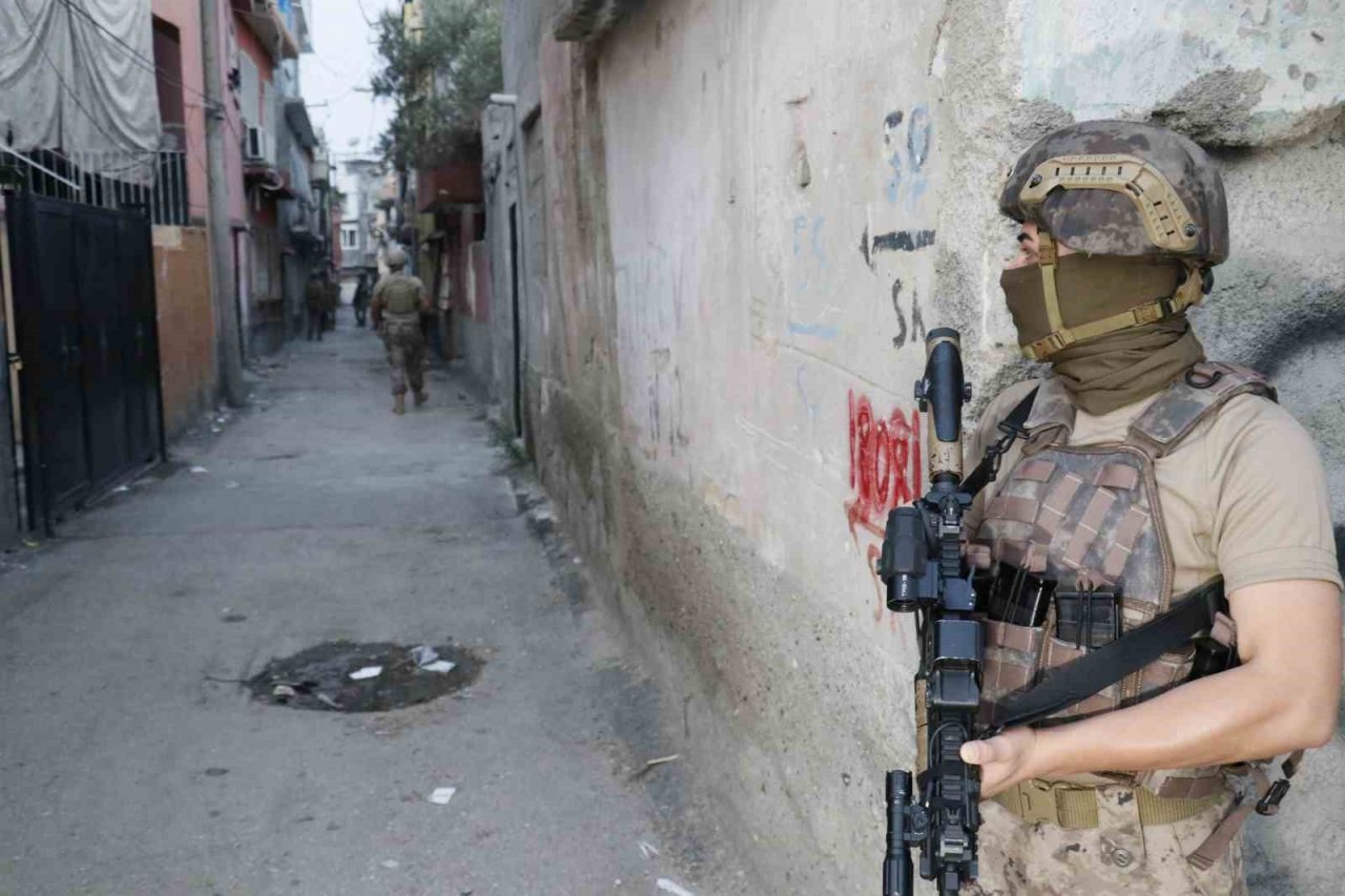 Adana’da DEAŞ operasyonu: Çok sayıda gözaltı var