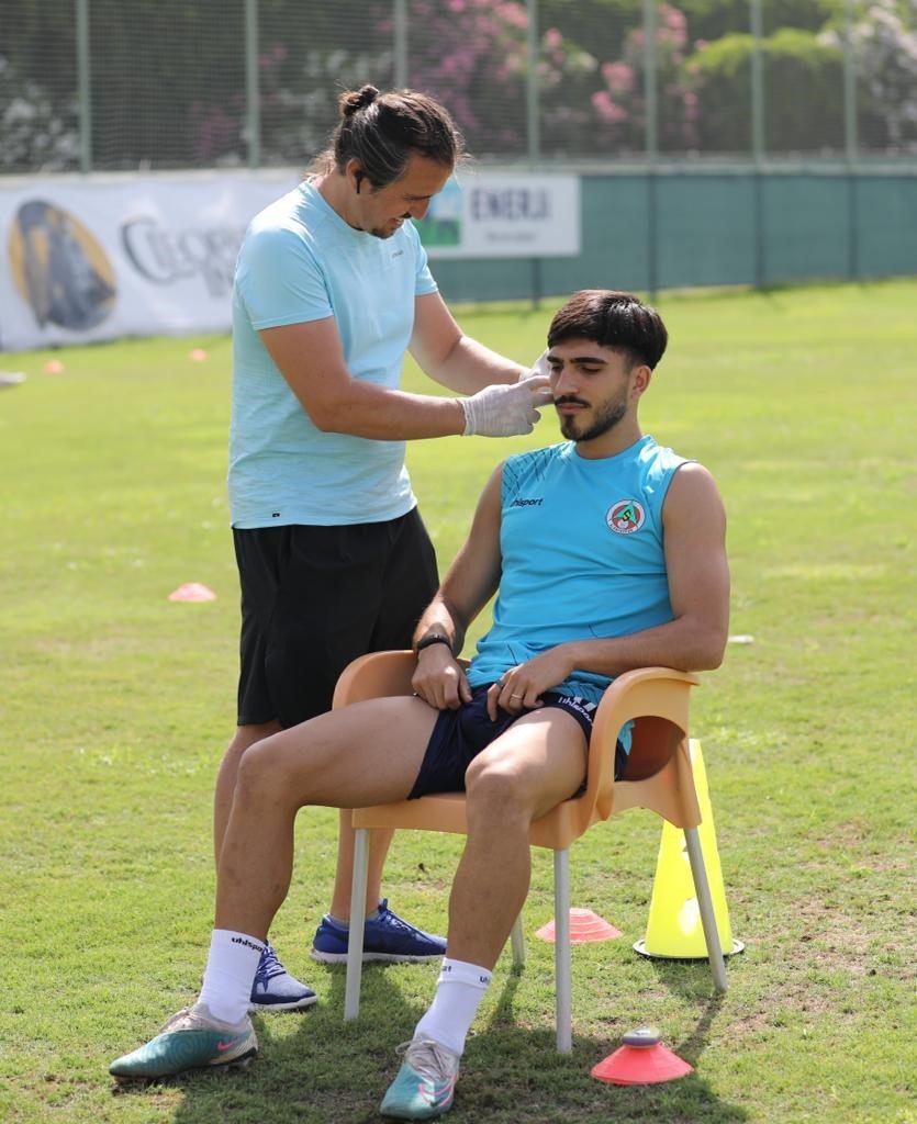 Alanyaspor’lu futbolcular laktat testinden geçti