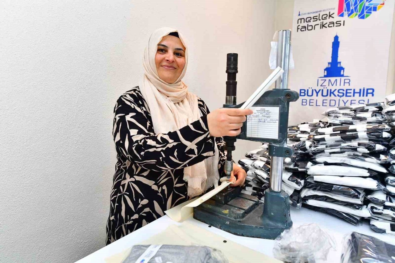 Altın İğne Projesi’yle kadınlar iş hayatına emin adım atıyor