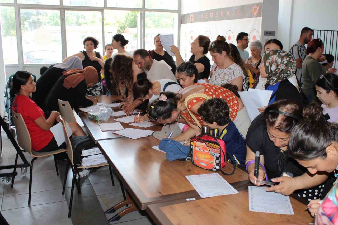 Yaz Spor Okulları, kapılarını gençler için açtı