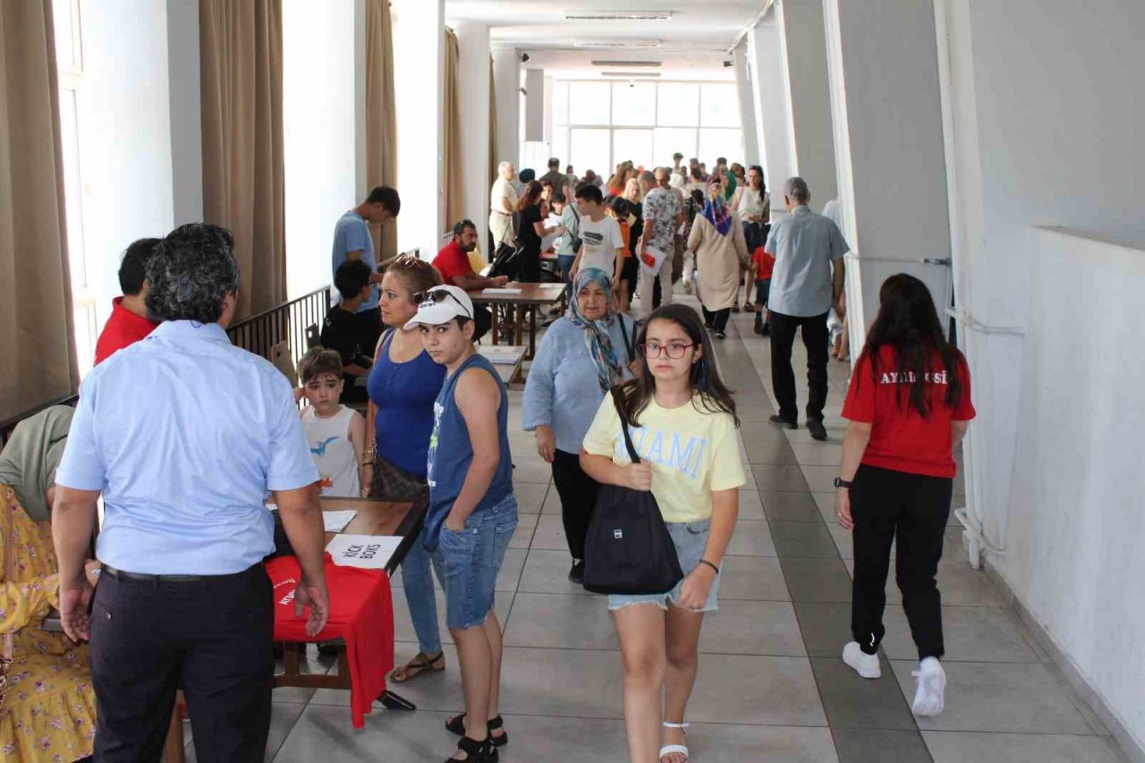 Yaz Spor Okulları, kapılarını gençler için açtı