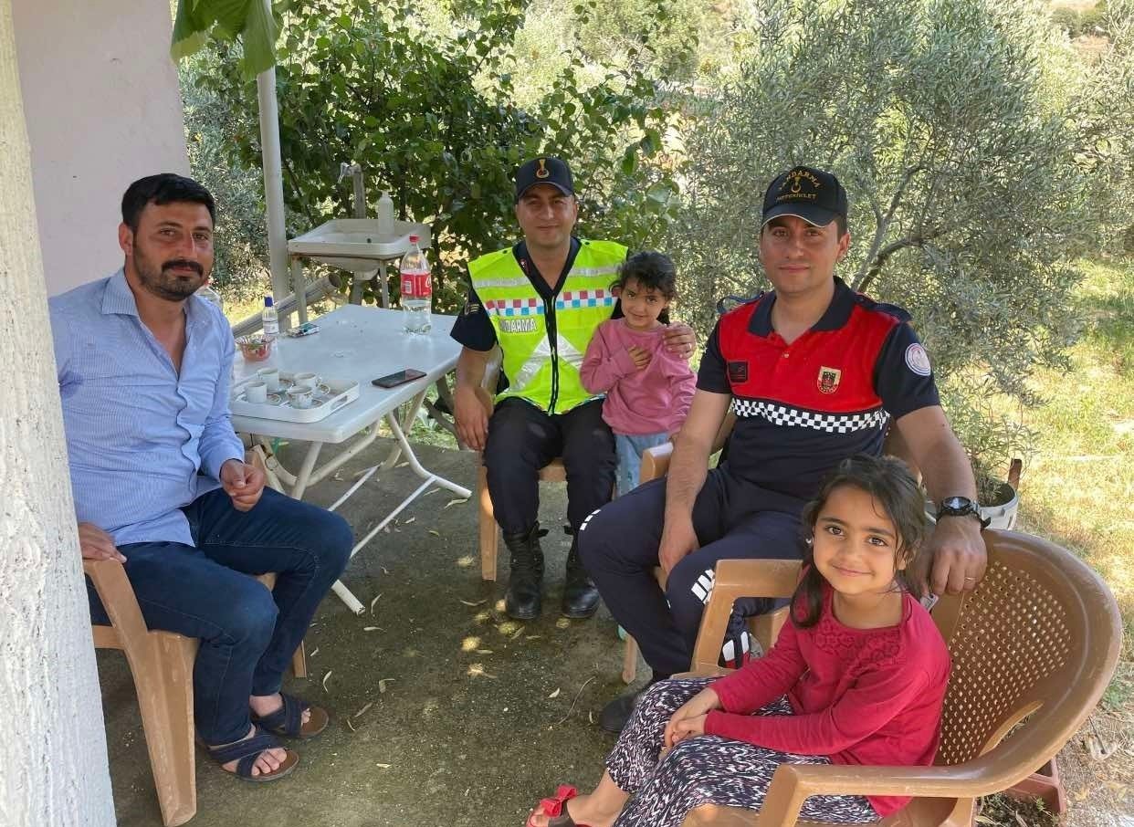 Aydın jandarması vatandaşların gönüllerini aldı