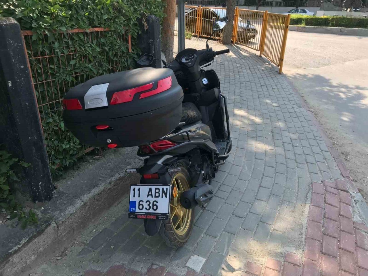 Bilecik’te motosikletin devrilmesi sonucu sürücü yaralandı