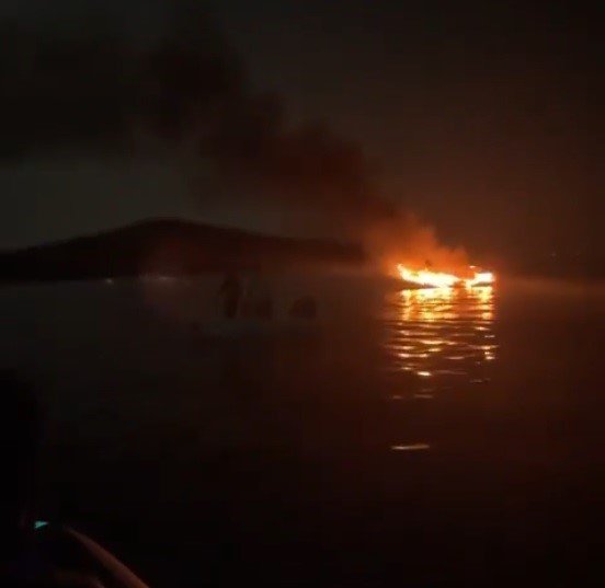 Bodrum’da şişme bot patladı: 2 yaralı