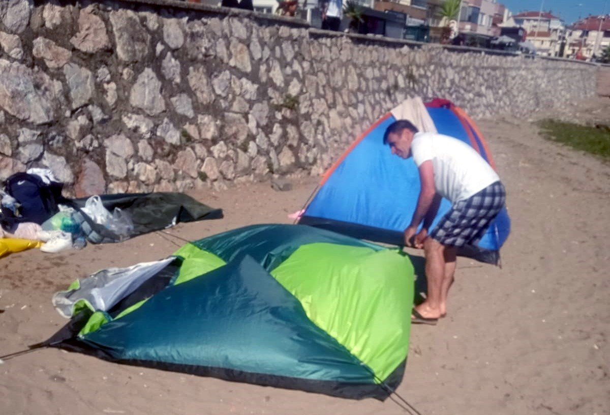 Zabıtadan ‘çadır’ operasyonu