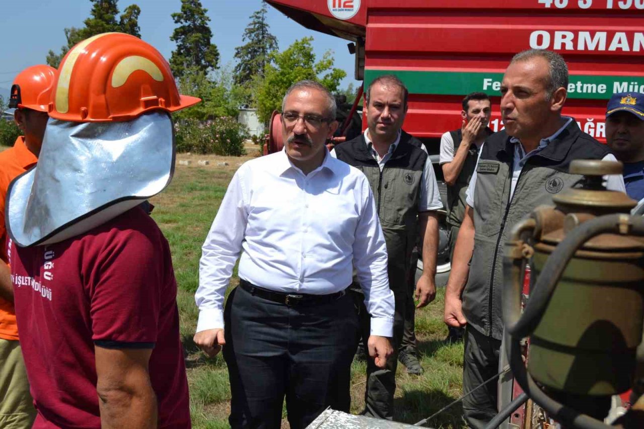 Kaymakam Karaman, yangın savaşçıları ile buluştu