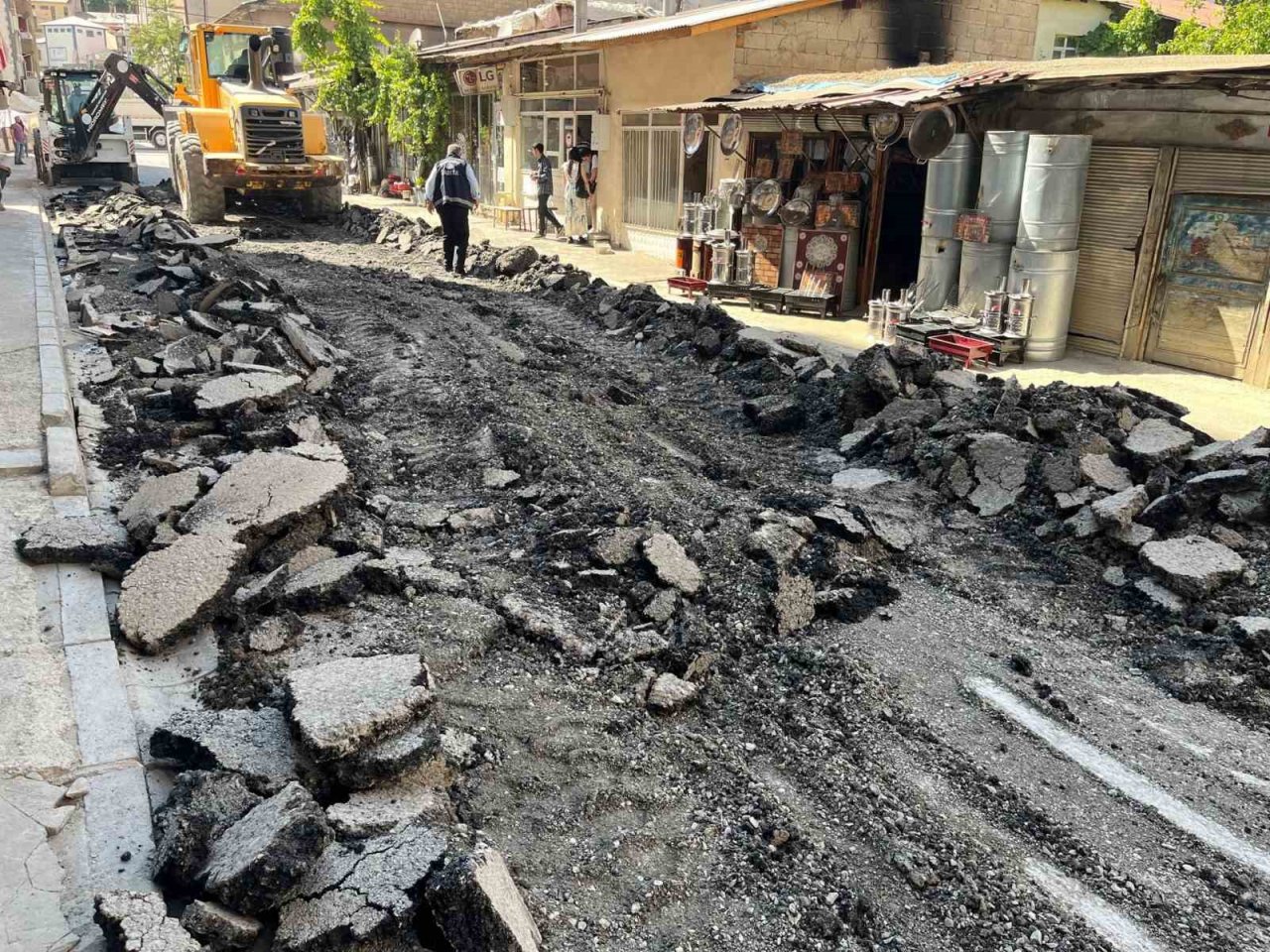 Hakkari’de bir cadde daha sanat sokağına dönüştürülüyor