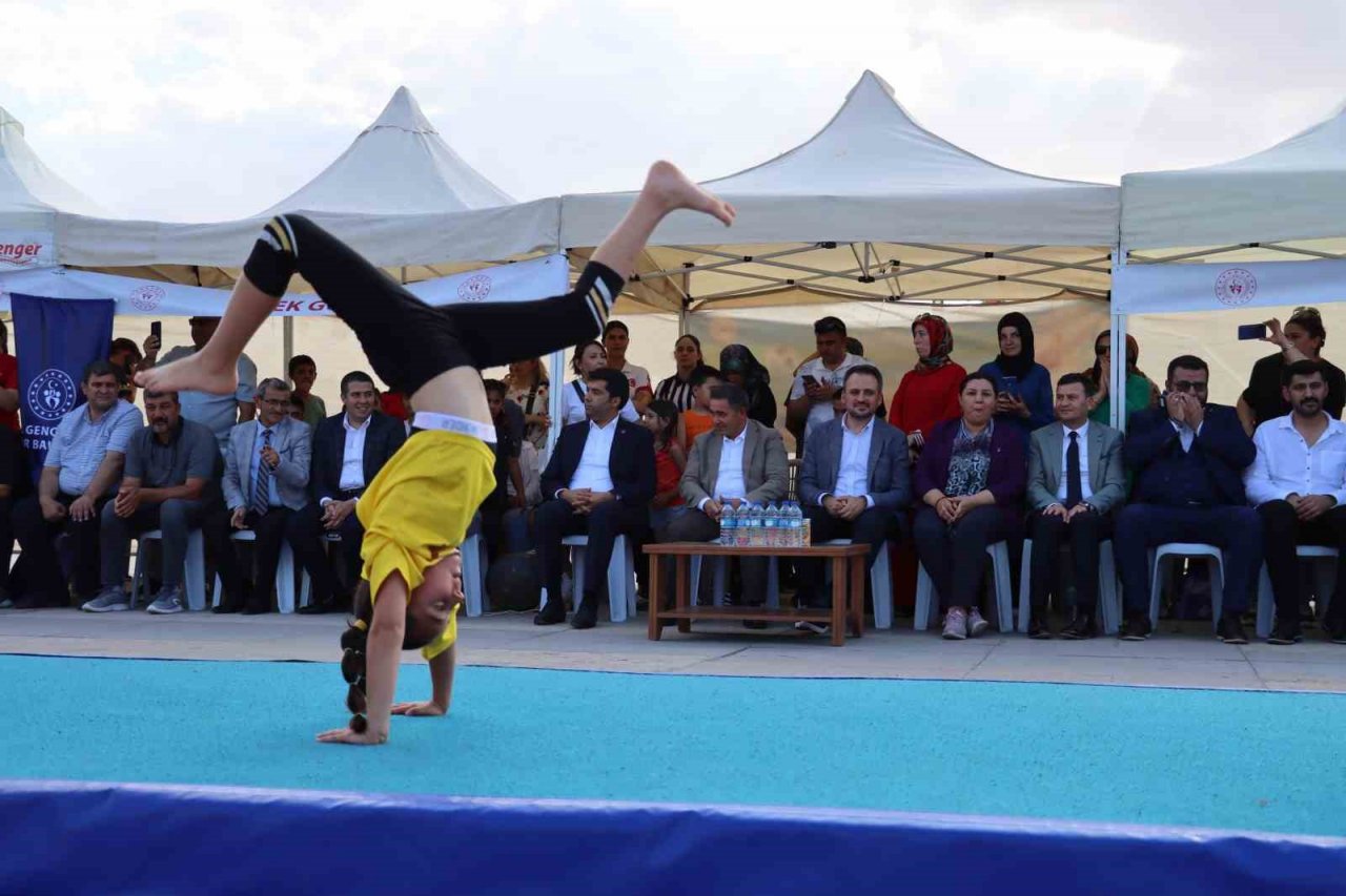 Kırşehir’de yaz spor okulları açılışı yapıldı