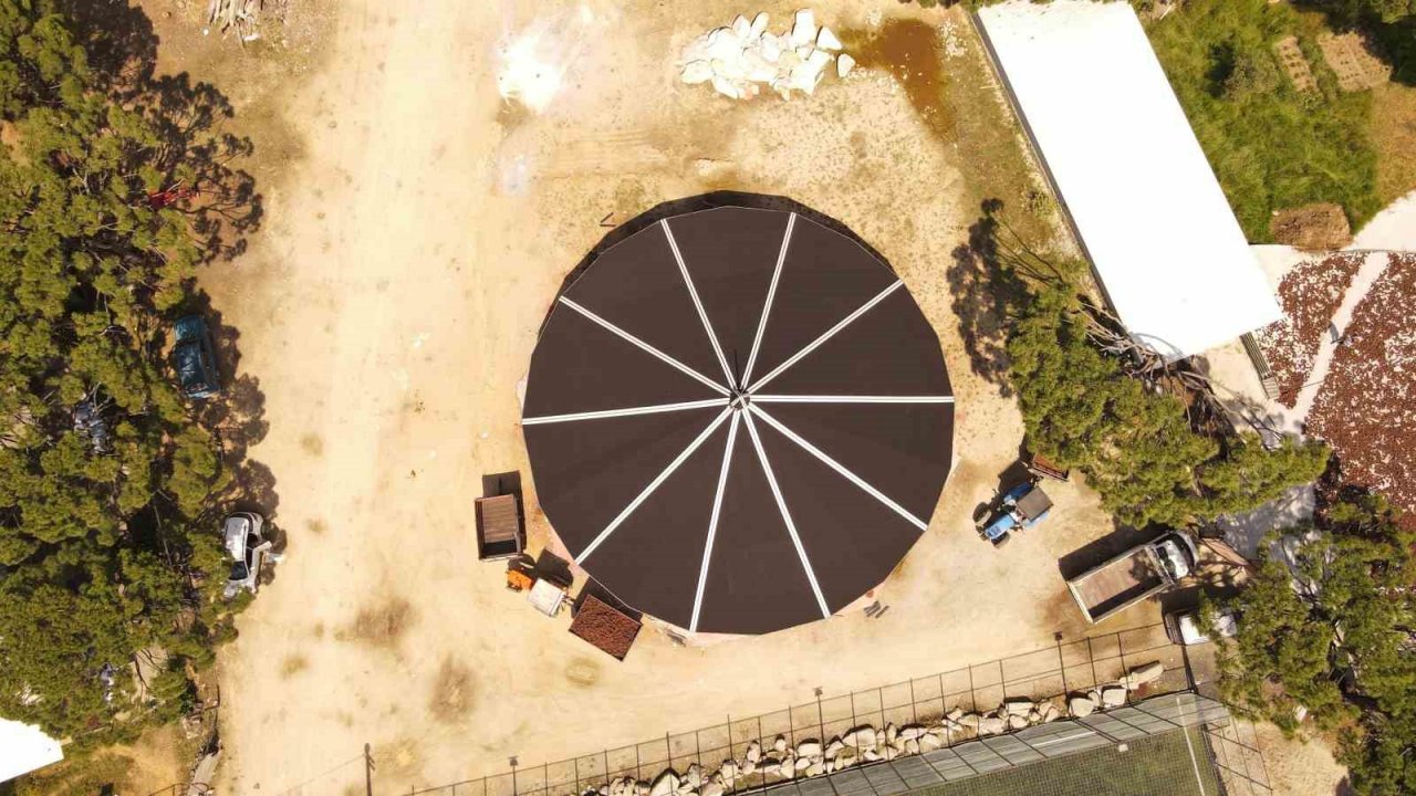 Kızılcabölük’e değer katacak sosyal tesis çalışmalar sürüyor