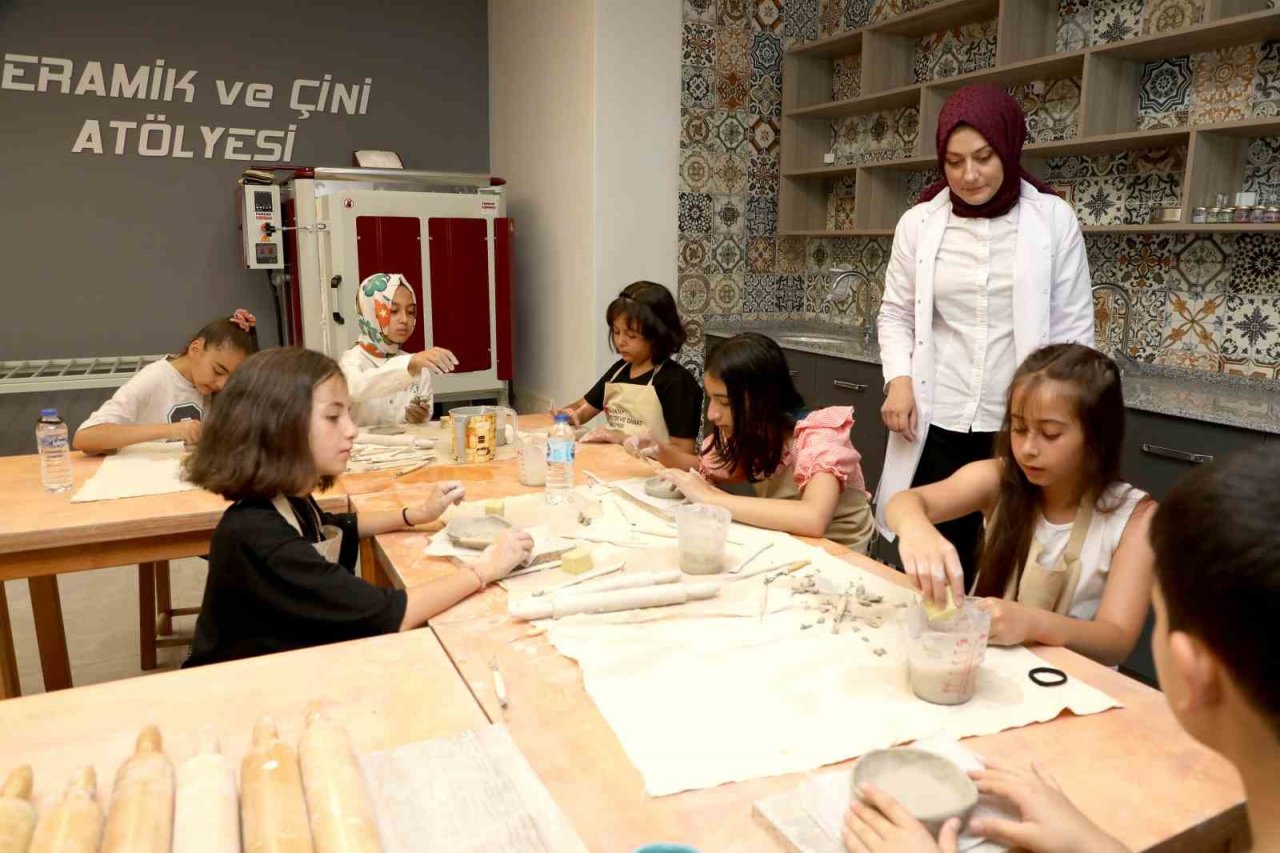 Karatay Kültür ve Sanat Akademisi’nde eğitimler başladı