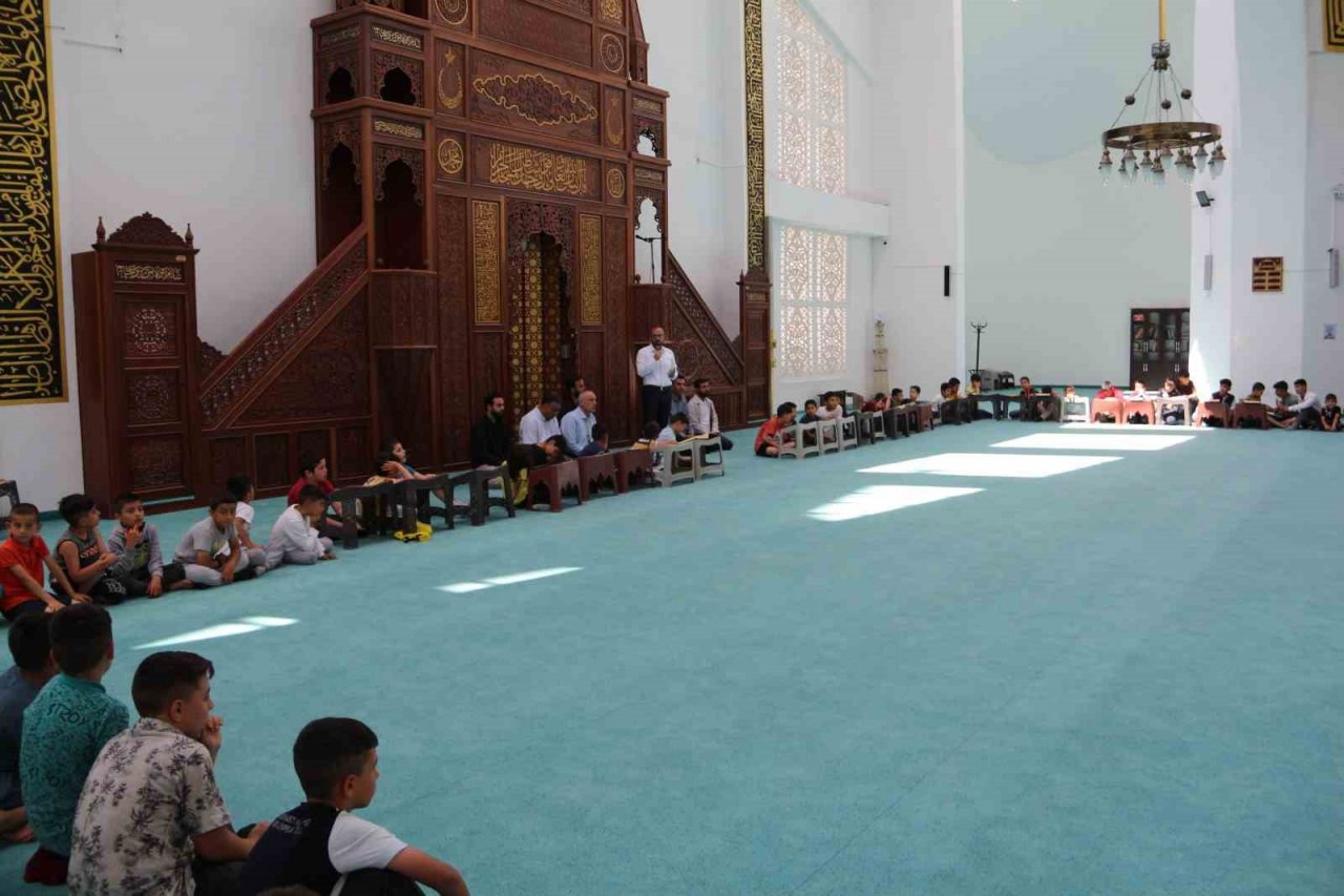 Kuran kurslarında çocuk sesleri yükseldi