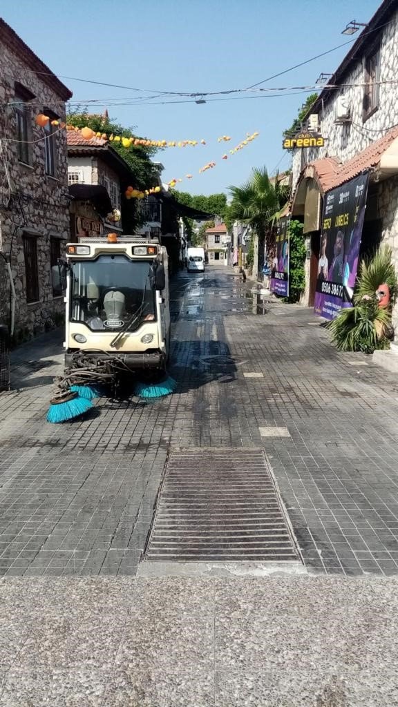 Marmaris’te bayram tatili boyunca 3 bin 192 ton atık toplandı