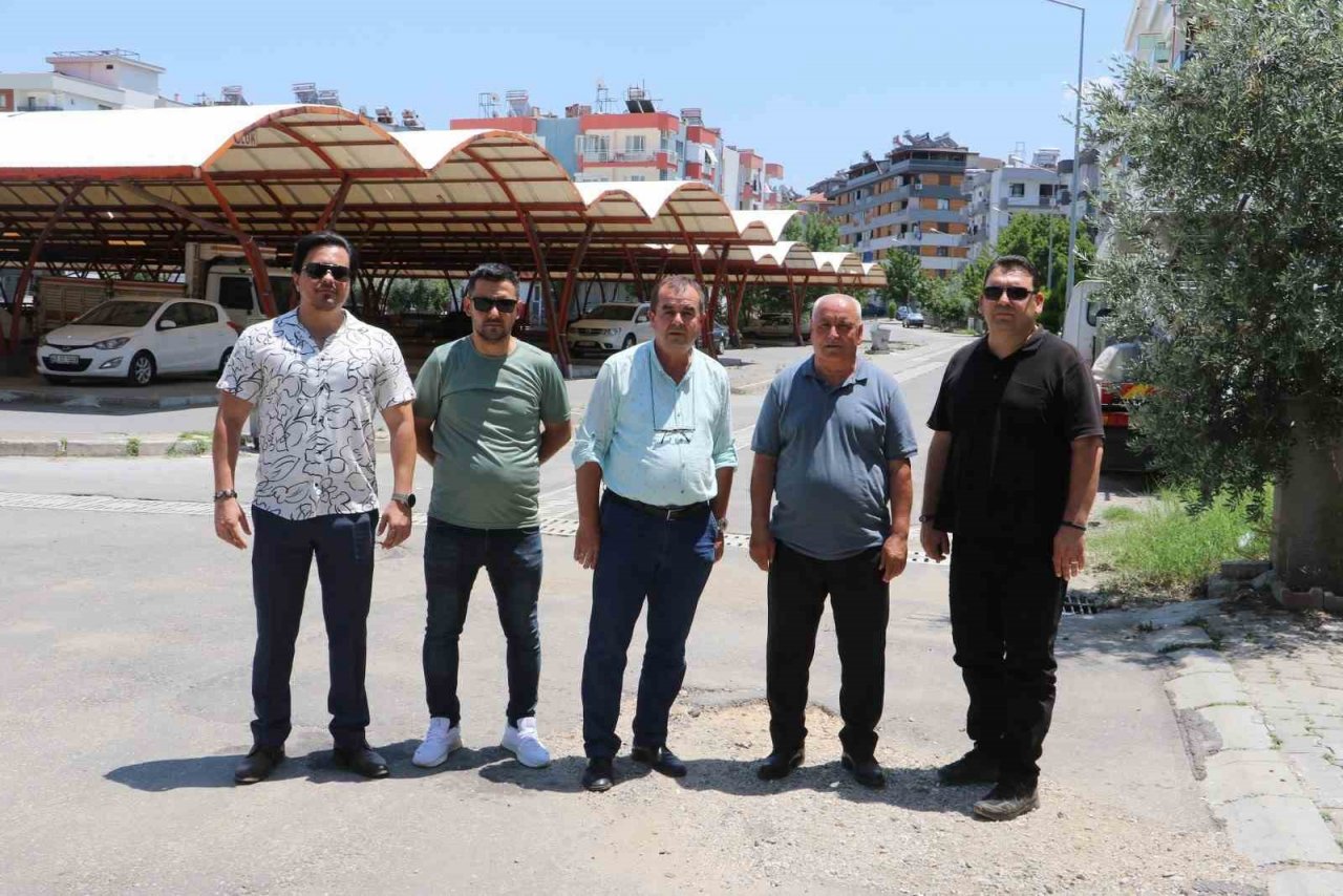 Salihli’nin Şehitler Mahallesi’ne ilave kanalizasyon hattı yapıldı