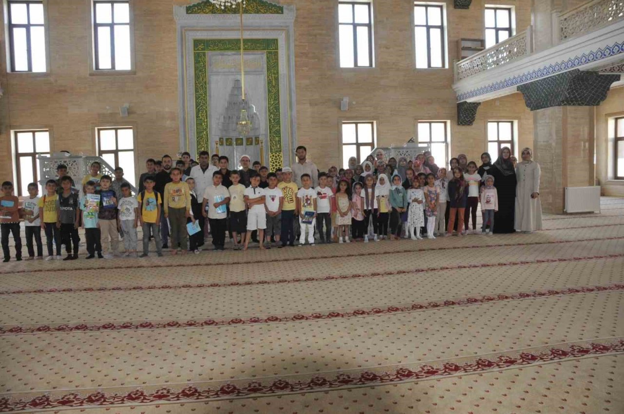 Bulanık’ta yaz Kur’an kursları açıldı