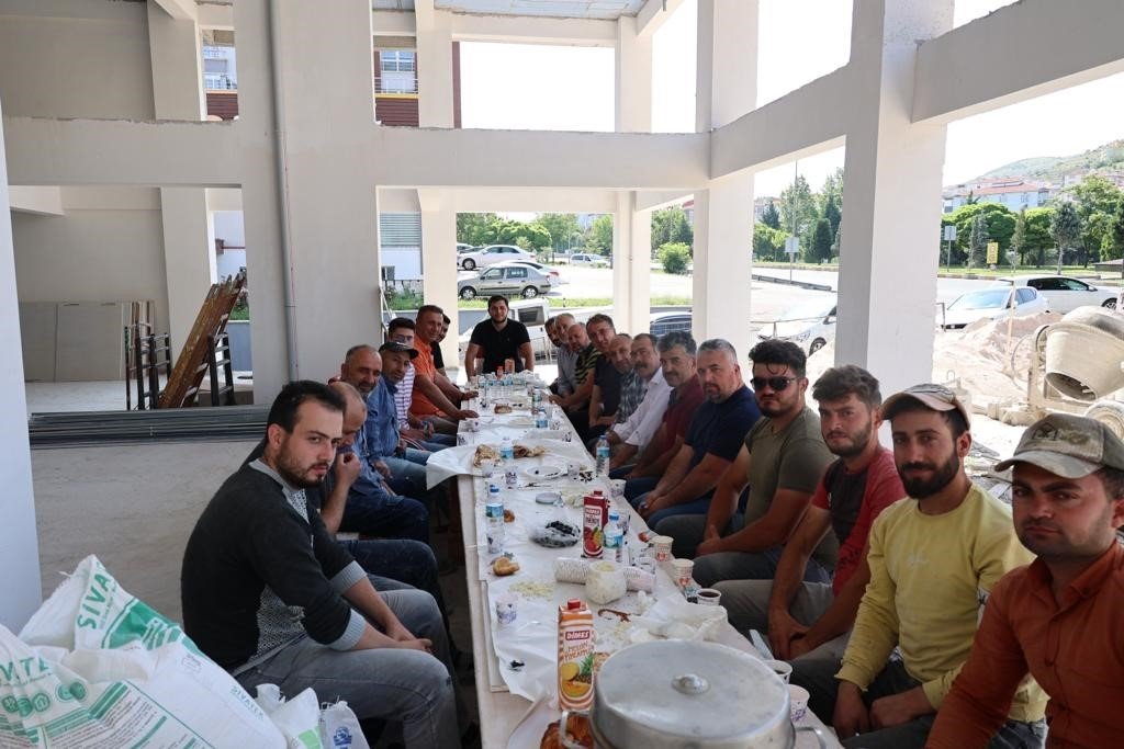 Başkan Savran saha çalışmalarını inceledi