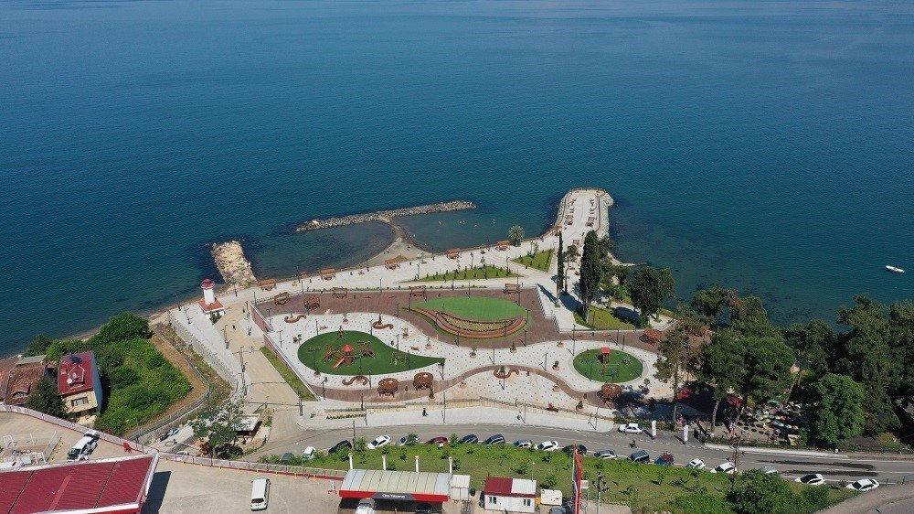 Ordu sahili nefes aldı: Gökdelenlerin yeri park oldu