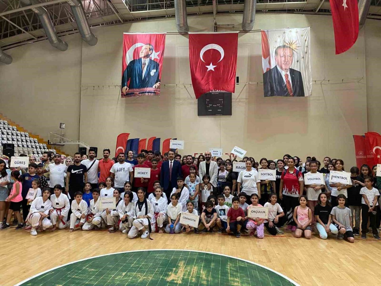 Osmaniye’de yaz spor okulları ve GSB engelsiz spor okulları açıldı