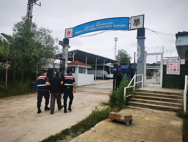 Sinop’ta 21 aranan şahıs yakalandı