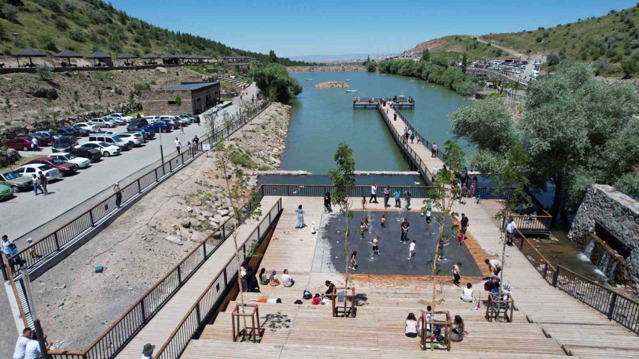 Bayramın Gözdesi ’Zincidere 100.Yıl’