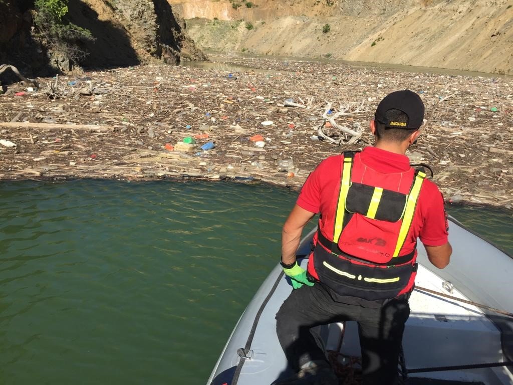 Artvin’de kayıp kamyonet sürücüsü 44 gündür aranıyor