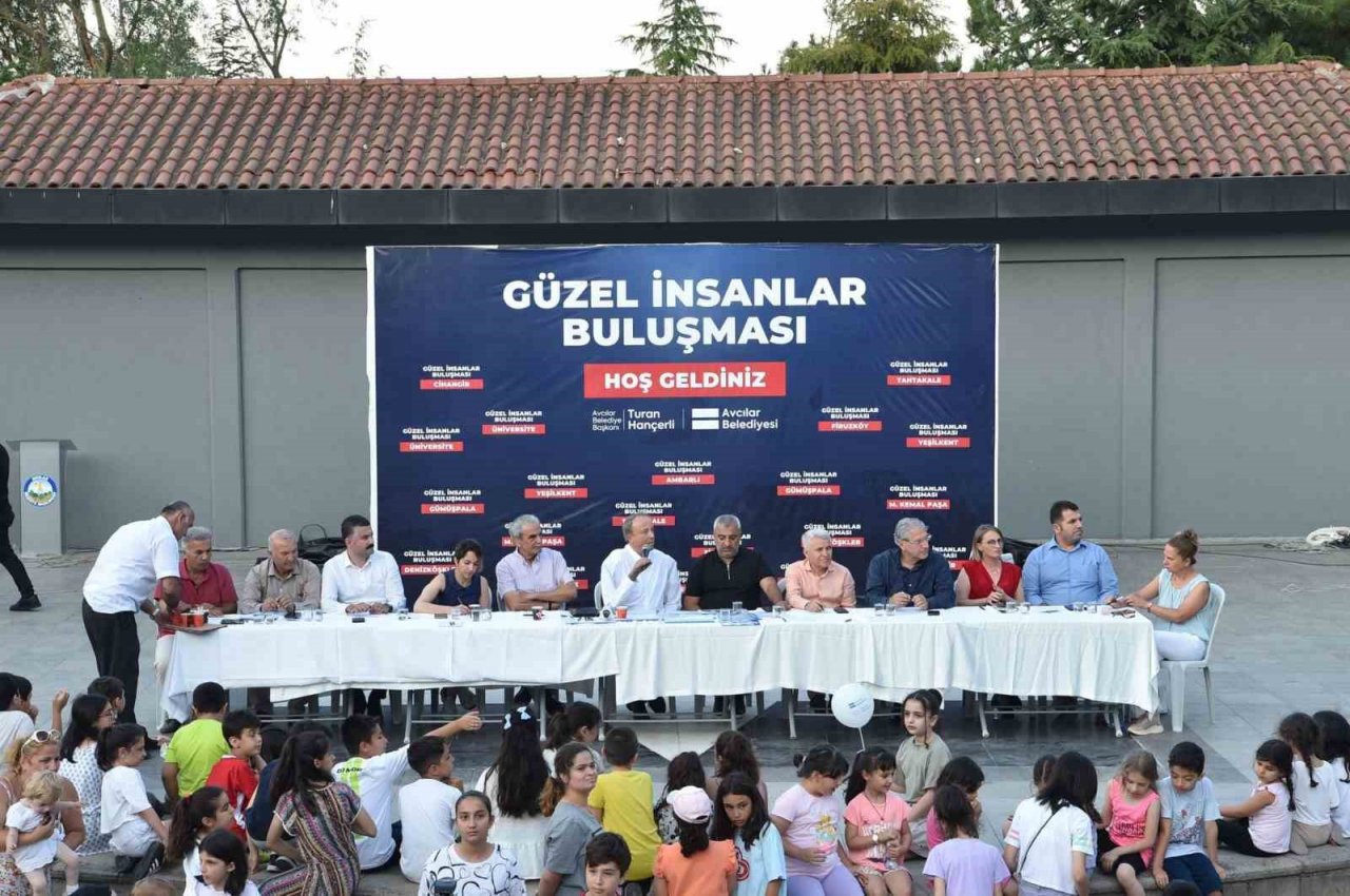 Avcılar’ın Güzel İnsanları Gümüşpala Mahalle toplantısında buluştu