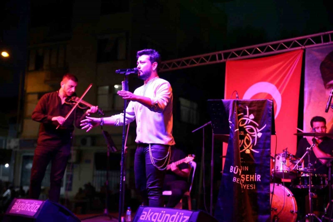 Aydın Büyükşehir Belediyesi’nden Atça’da yaz konseri