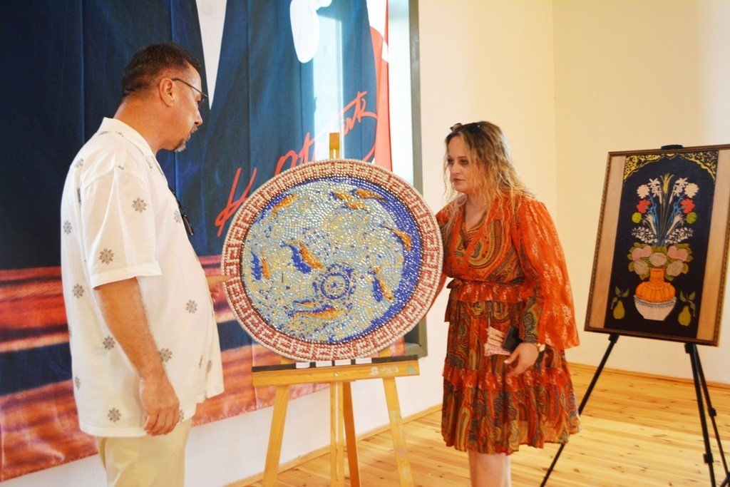 BAÜ öğrencilerinin eserleri büyüledi