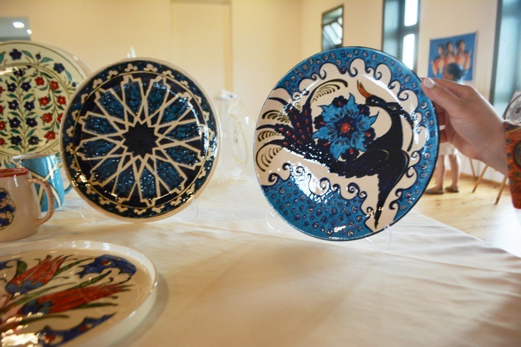 BAÜ öğrencilerinin eserleri büyüledi