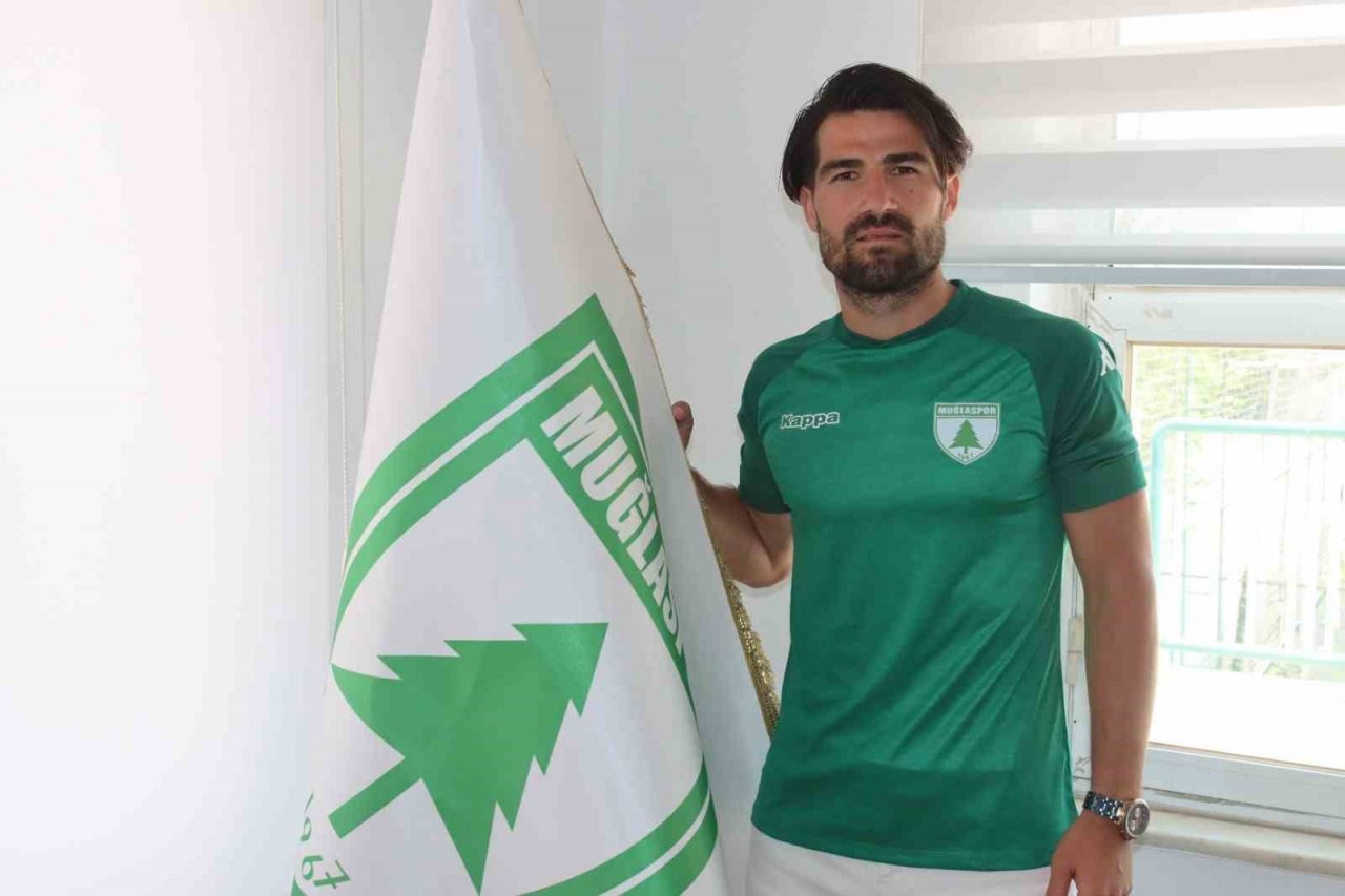 Deneyimli ön libero Muğlaspor’da