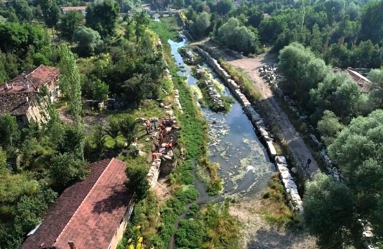 Vali Ali Çelik: "Çavdarhisar Aizanoi Antik Kentinde kazılar başladı"