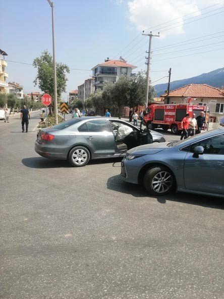 Önlem alınmayan sabıkalı kavşakta kazalar devam ediyor